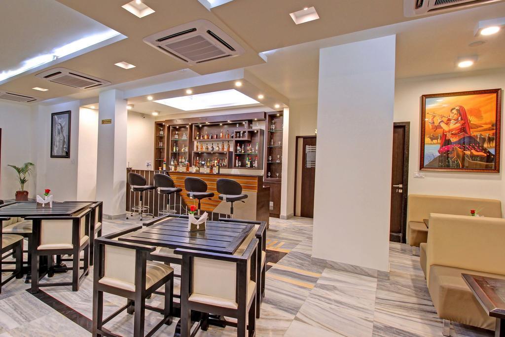 Hotel Nawalgarh Plaza Екстер'єр фото