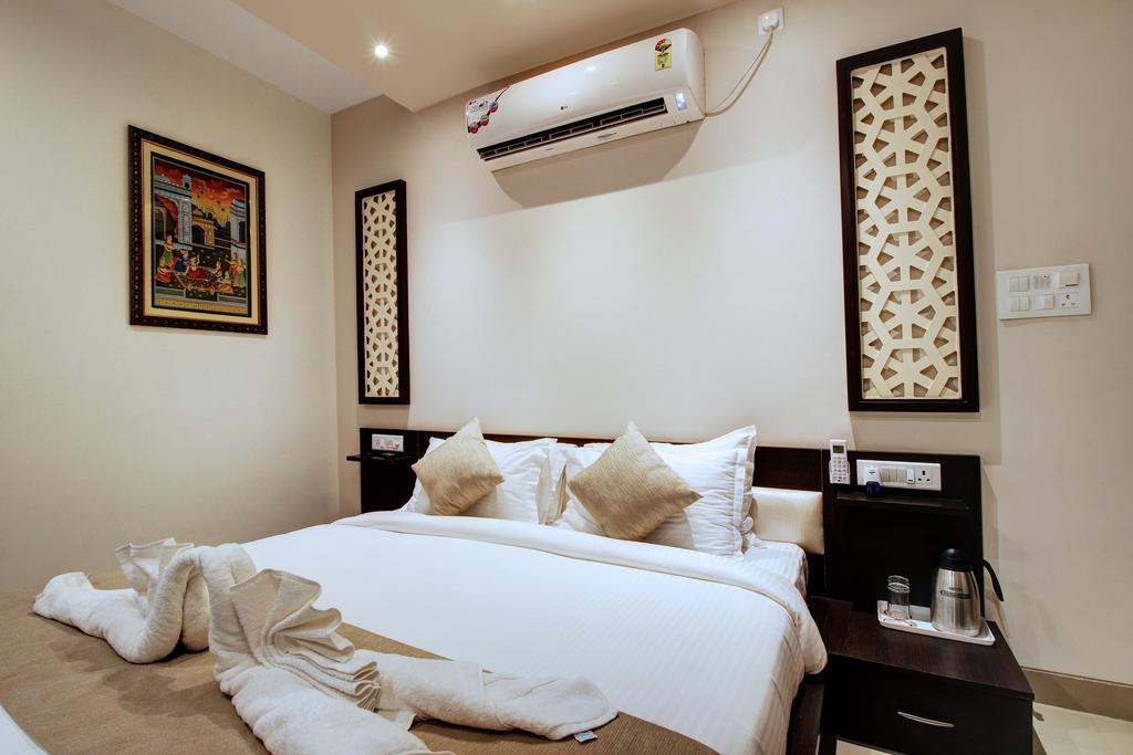 Hotel Nawalgarh Plaza Номер фото