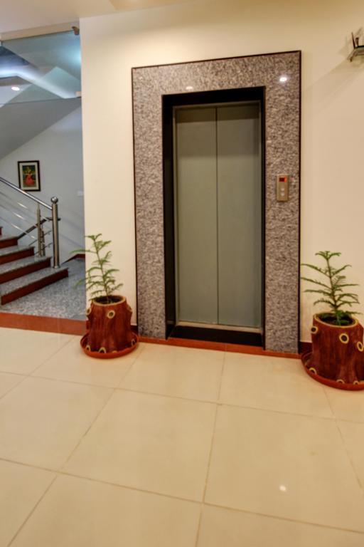Hotel Nawalgarh Plaza Екстер'єр фото