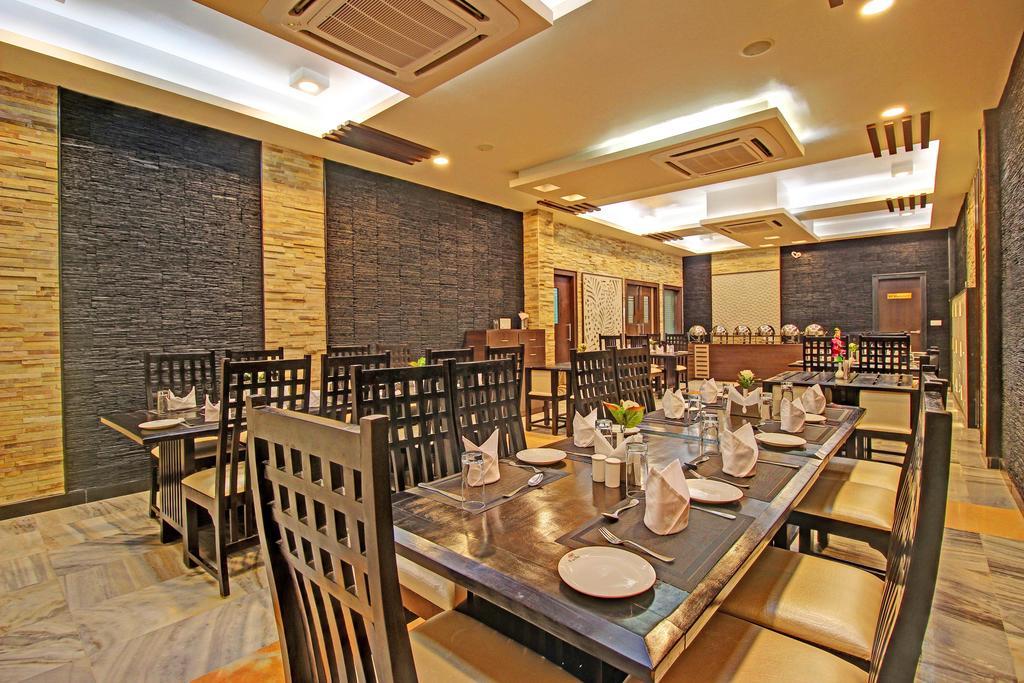 Hotel Nawalgarh Plaza Екстер'єр фото