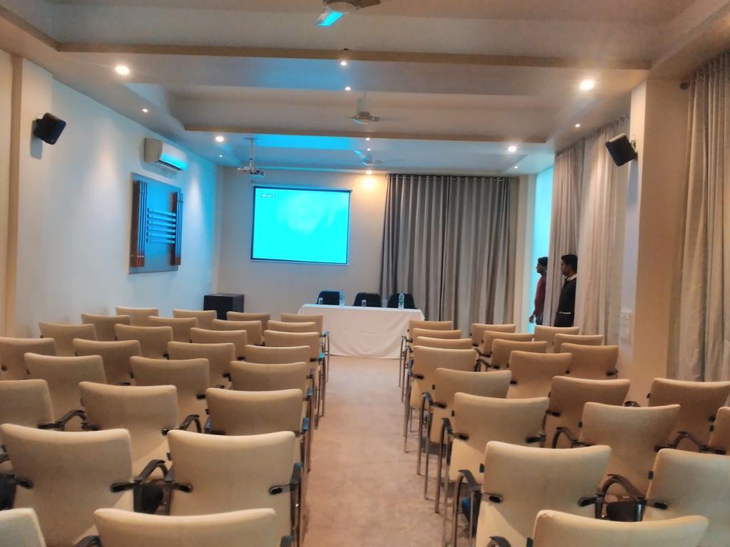 Hotel Nawalgarh Plaza Екстер'єр фото